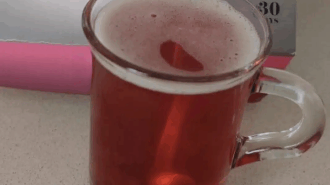 xanaerixan-stin-agora-tsai-me-apagoreymeni-edo-kai-15-chronia-oysia-poy-prokalei-emfragma-kai-egkefaliko-eidopoiisi-kai-apo-eof-428320