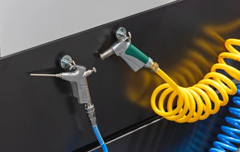 o-ergazomenos-poy-skotose-ton-15chrono-eisagontas-aera-ypsilis-piesis-ston-prokto-toy-dimosieyse-vinteo-gia-na-deixei-oti-itan-farsa-434281