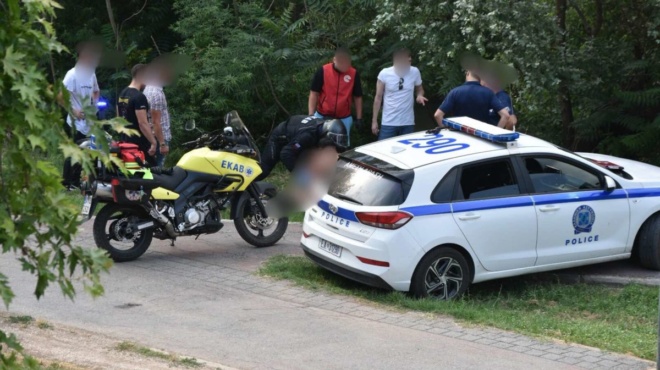 20chronos-aselgoyse-sta-dyo-anipsia-toy-2-kai-4-eton-mazi-me-ton-syntrofo-toy-vinteoskopoysan-tin-friki-se-kinita-433396