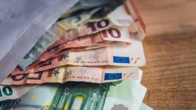 epidoma-250-eyro-nea-ektakti-pliromi-se-liges-ores-poioi-tha-paroyn-chrimata-433158