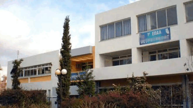 sok-anilikos-pige-sto-scholeio-me-mpalta-29-ekatoston-431589