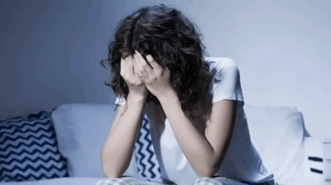 xerate-oti-to-na-xypnate-stis-3-i-4-ta-ximeromata-einai-ena-xekatharo-simadi-oti-428925