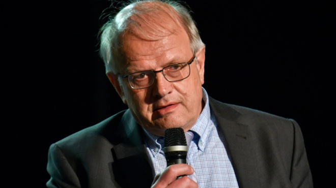 dystychos-einai-alithea-50-imeres-sto-nosokomeio-se-ena-krevati-o-pasignostos-ellinas-amp-8211-ton-xerei-oli-i-chora-432813