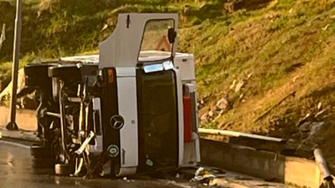 sok-sto-keratsini-nekri-i-54chroni-mitera-amp-8211-oi-protes-plirofories-433633