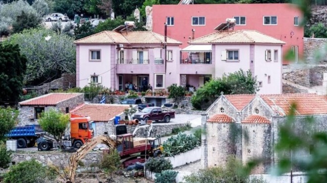 thriler-choris-telos-sta-vorizia-agnoeitai-o-gios-tis-56chonis-poy-skotothike-426794