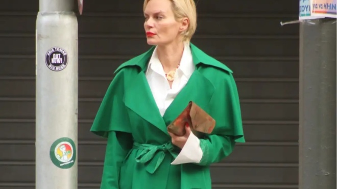 apantaei-stin-iliana-me-6-xekathares-koyventes-i-1i-antidrasi-tis-elenas-christopoyloy-meta-tin-teleytaia-exelixi-kai-tin-agogi-1-000-000e-se-varos-tis-430199