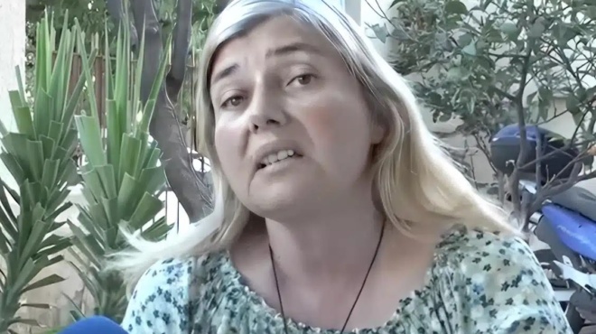 xespaei-xana-i-daskala-poy-katigorei-ton-6chrono-oti-tin-thopeyse-432838