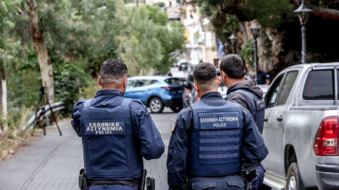 ektakto-prin-10-amp-8242-amp-8211-matheytikan-ola-amp-8211-aytos-einai-o-logos-poy-xekinise-i-venteta-poy-katelixe-se-makeleio-stin-kriti-426298