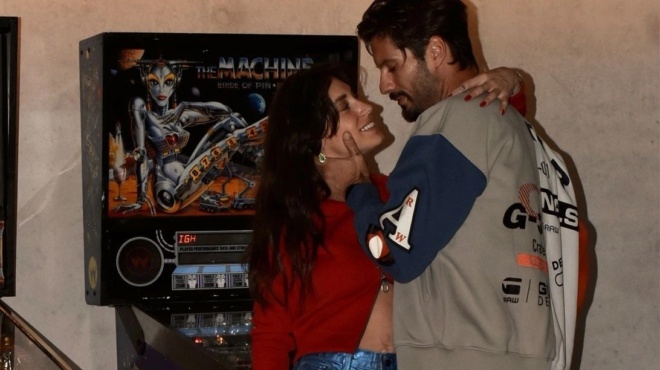 to-pio-oraio-spiti-stin-ellada-amp-038-me-vraveio-to-neo-palati-ton-karava-psarroy-einai-stolidi-gia-to-maroysi-432150