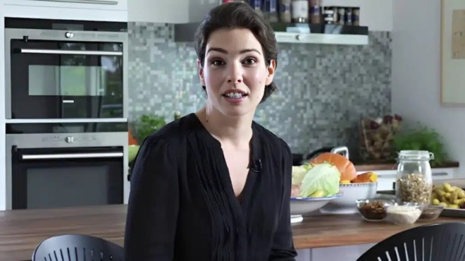 daneza-diatrofologos-vrike-tin-eykoloteri-diaita-toy-kosmoy-h-idia-echase-38-kila-mesa-se-10-mines-432791