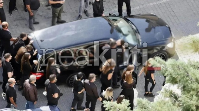 kndeia-39chronoy-fanoyri-avatpixila-apo-to-moipoloi-tis-xnpas-426974