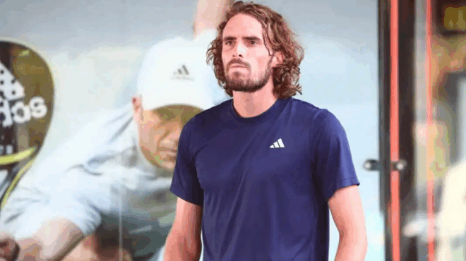 o-tsitsipas-etreche-me-ti-lotus-toy-me-210-chlm-stin-attiki-odo-prostimo-2-000-eyro-kai-afairesi-diplomatos-431686