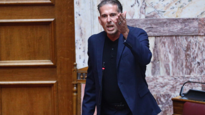 toympa-ola-molis-matheytike-ti-ekane-sti-voyli-o-diamantis-karanastasis-432323