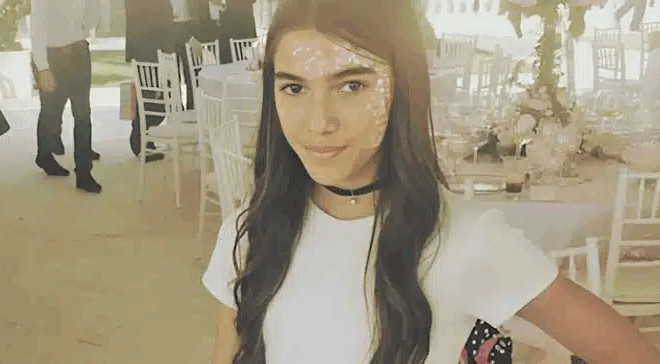 oloi-psachnoyn-na-vroyn-poia-einai-amp-8211-apo-kopitsaki-egine-i-pio-perizititi-nyfi-tis-elladas-amp-8211-i-omorfia-tis-einai-exopragmatiki-431267