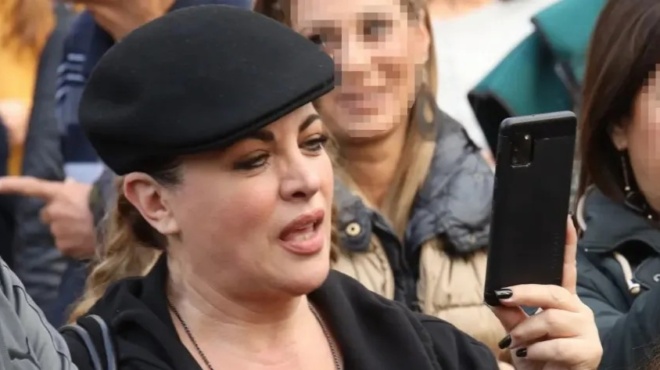 thpnvos-gia-ti-nena-chronopoyloy-i-kardoyla-soy-den-se-afise-na-chareis-kai-se-431788