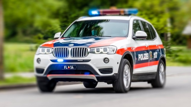 sok-nekroi-o-pateras-i-mana-kai-i-aderfi-toy-antra-poy-eiche-vrethei-nekros-amp-8211-toys-vrikan-etsi-mesa-sto-spiti-toys-441509