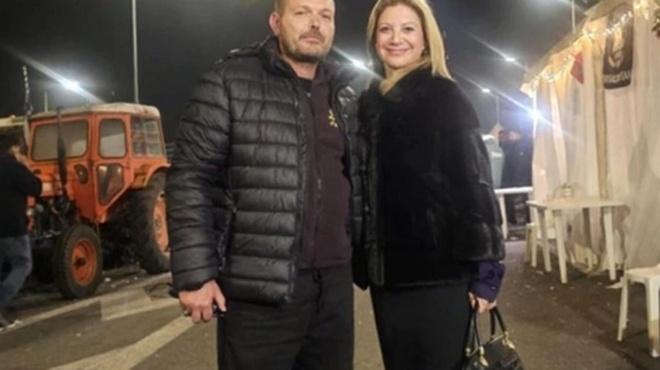 sto-mploko-tis-nikaias-i-maria-karystianoy-stirizei-toys-agrotes-442814