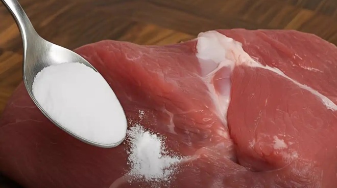 giati-to-kreas-soy-vgainei-skliro-to-mystiko-poy-den-soy-eipe-kaneis-442972