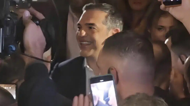 molis-matheytike-gia-ton-alexi-tsipra-435579