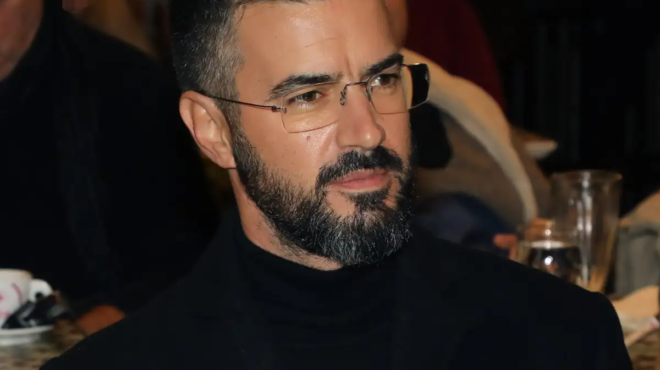 meta-tin-elena-paparizoy-amp-8230-sto-nosokomeio-kai-o-giannis-tsimitselis-me-sovaro-provlima-ygeias-amp-8211-ektos-ekpompis-kai-o-paroysiastis-437149