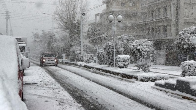 anakoinothike-chionia-kai-mesa-stin-poli-amp-8211-i-evdomada-toy-dekemvri-poy-tha-kanei-vary-cheimona-435854