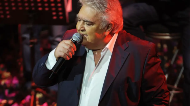 se-ligo-kairo-tha-akoysoyme-to-neo-amp-8230-i-apokalypsi-toy-christoy-nikolopoyloy-gia-ton-paschali-terzi-poy-xesikose-chiliades-thaymastes-toy-437781