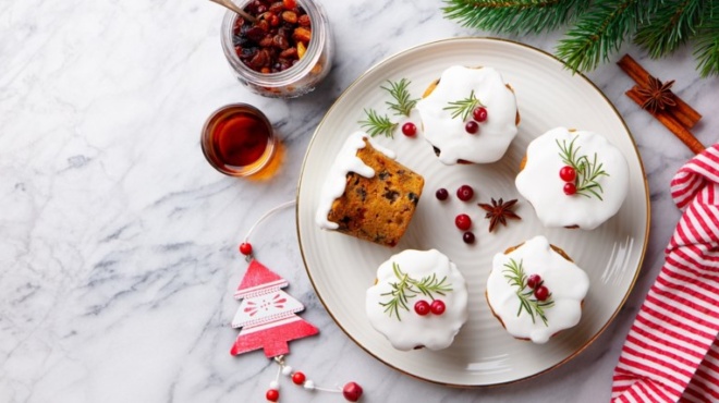 eortologio-1i-dekemvrioy-o-minas-xekina-me-mia-poly-megali-giorti-gia-tin-orthodoxia-amp-8211-o-thaymatoyrgos-agios-poy-giortazei-simera-434764