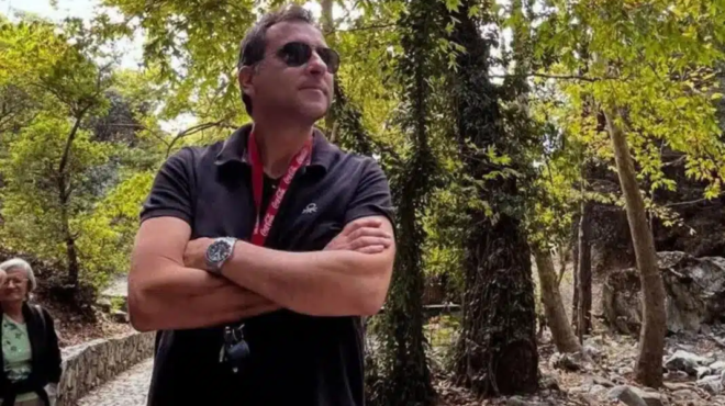 pethane-o-skinothetis-michalis-ignatioy-437856