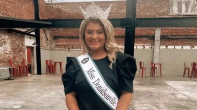 proin-vasilissa-omorfias-katigoreitai-oti-skotose-to-moro-toy-syntrofoy-tis-epeidi-ithele-na-kanoyn-diko-toys-paidi-436186