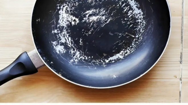 an-to-tigani-sas-echase-tin-antikollitiki-toy-epistrosi-min-to-petaxete-etsi-tha-to-kanete-na-min-xanakollisei-tipota-436246