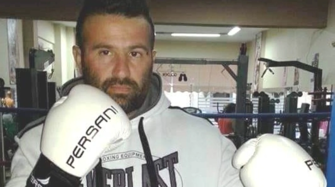 anatropi-apo-ayto-epese-nekros-telika-etsi-pethane-o-mpoxer-periklis-nikolaoy-meta-ton-xylodarmo-439244