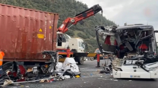 tragodia-me-leoforeio-echoyme-epta-nekroys-436837