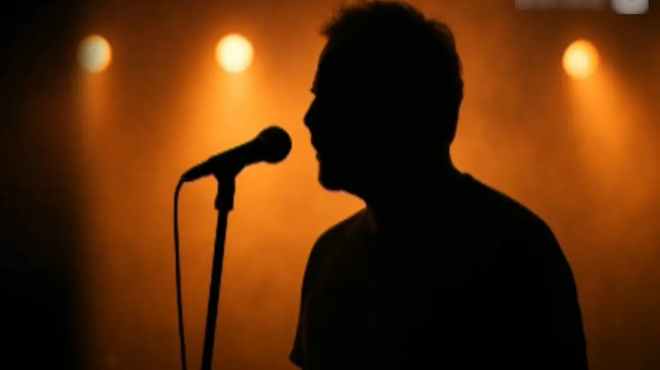 trechoyn-oi-exelixeis-ti-apantaei-o-pasignostos-ellinas-tragoydistis-prin-tin-apokalypsi-toy-onomatos-toy-439418