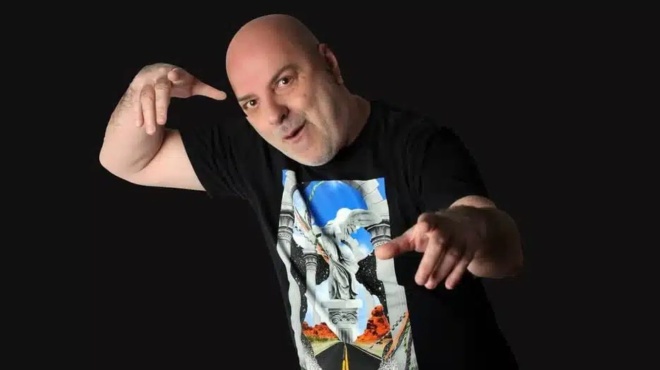 thrinos-gia-ton-vasili-amp-8211-pethane-kai-penthei-oli-i-poli-437254