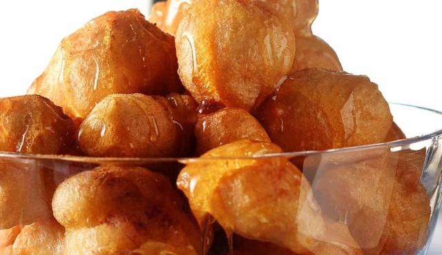 christoygenniatikoi-loykoymades-tis-argyros-i-pio-teleia-kai-grigori-syntagi-gia-afratoys-loykoymades-amp-8230-den-tha-meinei-oyte-enas-437415