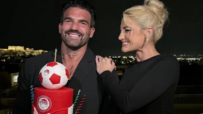 tipota-telika-den-menei-amp-8230-kryfo-ayto-egine-anamesa-se-toyni-amp-8211-alexandroy-ki-efere-ti-rixi-metaxy-toys-to-skiniko-poy-anapse-foties-437925