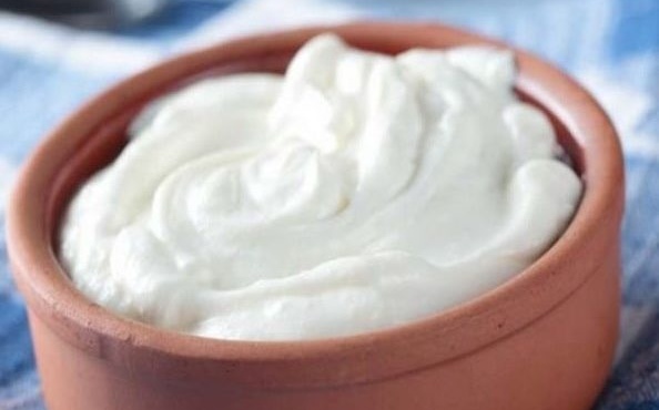 efet-anakalei-amesa-giaoyrti-poy-vrethike-na-periechei-tin-oysia-natamykini-foto-434937