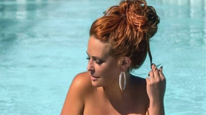 sissy-christidoy-ekana-sexi-fotografisi-gia-na-mpo-sto-mati-toy-antra-moy-438550