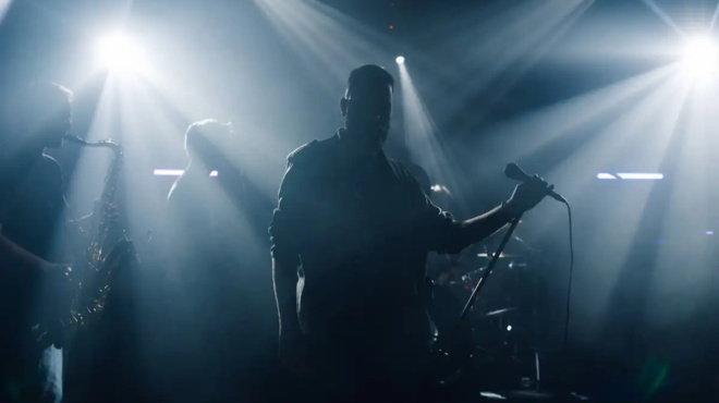 aytos-einai-o-ellinas-tragoydistis-poy-katigoreitai-amp-8211-sok-dimosieyma-apokalyptei-plirofories-438763