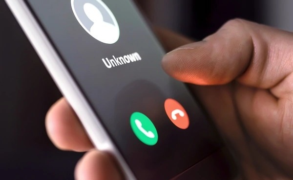 ti-einai-epiteloys-aytes-oi-kliseis-apo-arithmoys-toy-exoterikoy-an-deite-na-sas-kalei-ayto-to-noymero-prosochi-giati-den-prepei-na-to-sikosete-438789