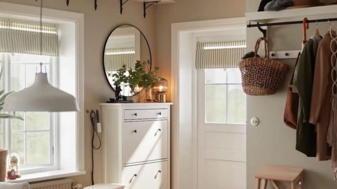 i-papoytsothiki-apo-ta-ikea-poy-organonei-to-chol-kai-leitoyrgei-kai-os-komodino-apolyta-polychristiki-438863