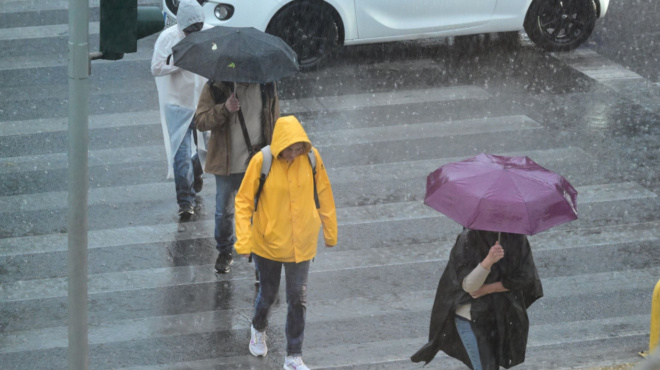 allazei-ragdaia-o-kairos-dipli-kakokairia-mechri-paramoni-christoygennon-amp-8211-oi-perioches-tha-plixei-amp-8211-prognosi-kolyda-438915