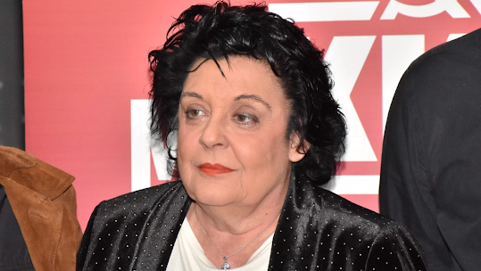 poso-poy-zalizei-ayti-einai-i-synoliki-perioysia-tis-lianas-kanelli-435914