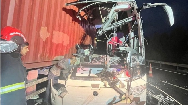 tragodia-christoygenniatika-den-to-chora-o-noys-amp-8230-leoforeio-sygkroystike-me-fortigo-amp-8211-7-nekroi-kai-11-traymaties-436480