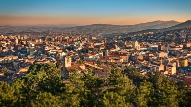 oikogeneiaki-tragodia-mitera-kai-i-15chroni-kori-tis-pethanan-meta-to-vradino-me-ayto-poy-efagan-amp-8230-amp-8211-deite-ti-tis-skotose-442368