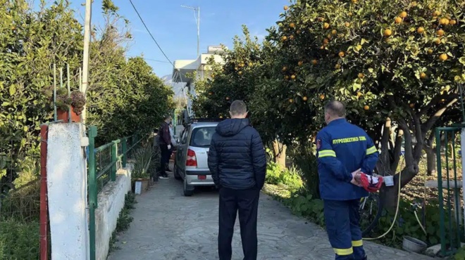 naypaktos-thriler-me-ta-2-nekra-aderfia-sto-spiti-ti-synevi-prin-tin-tragodia-poios-toys-dolofonise-442864