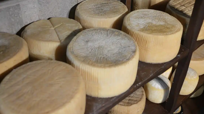 saronei-i-ellada-to-kalytero-tyri-toy-kosmoy-einai-elliniko-gia-to-2025-ayto-einai-441832