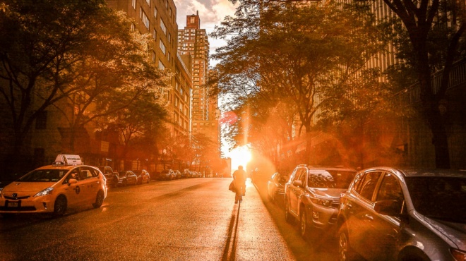 erotas-chrima-epitychies-kathe-zodio-tha-parei-ena-poly-xechoristo-doro-apo-to-sympan-to-2026-amp-8211-enas-omos-tha-einai-o-ypertycheros-tis-chronias-amp-8211-des-poios-437778