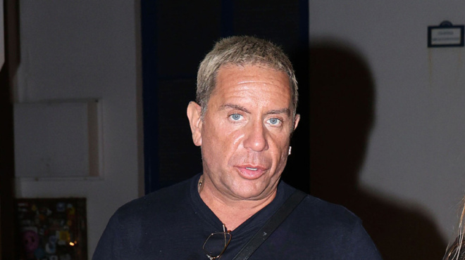 sok-matheytike-ti-schesi-echei-i-oikogeneia-toy-mazonaki-me-ton-21chrono-stef-439874