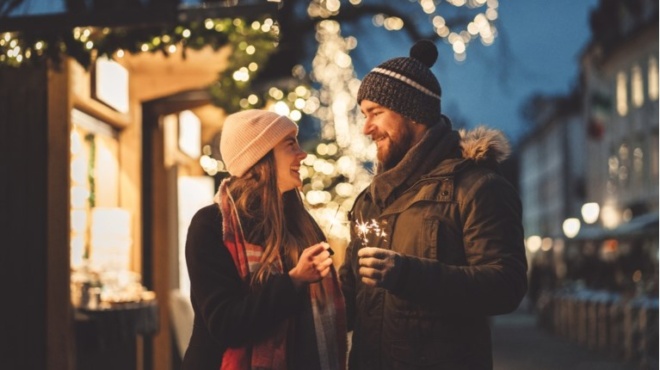 christoygenna-gemata-amp-8230-kardoyles-3-zodia-toys-chtypa-o-erotas-amp-8230-tin-porta-fetos-tis-giortes-amp-8211-xekinoyn-dynata-erotika-karmika-paichnidia-439566